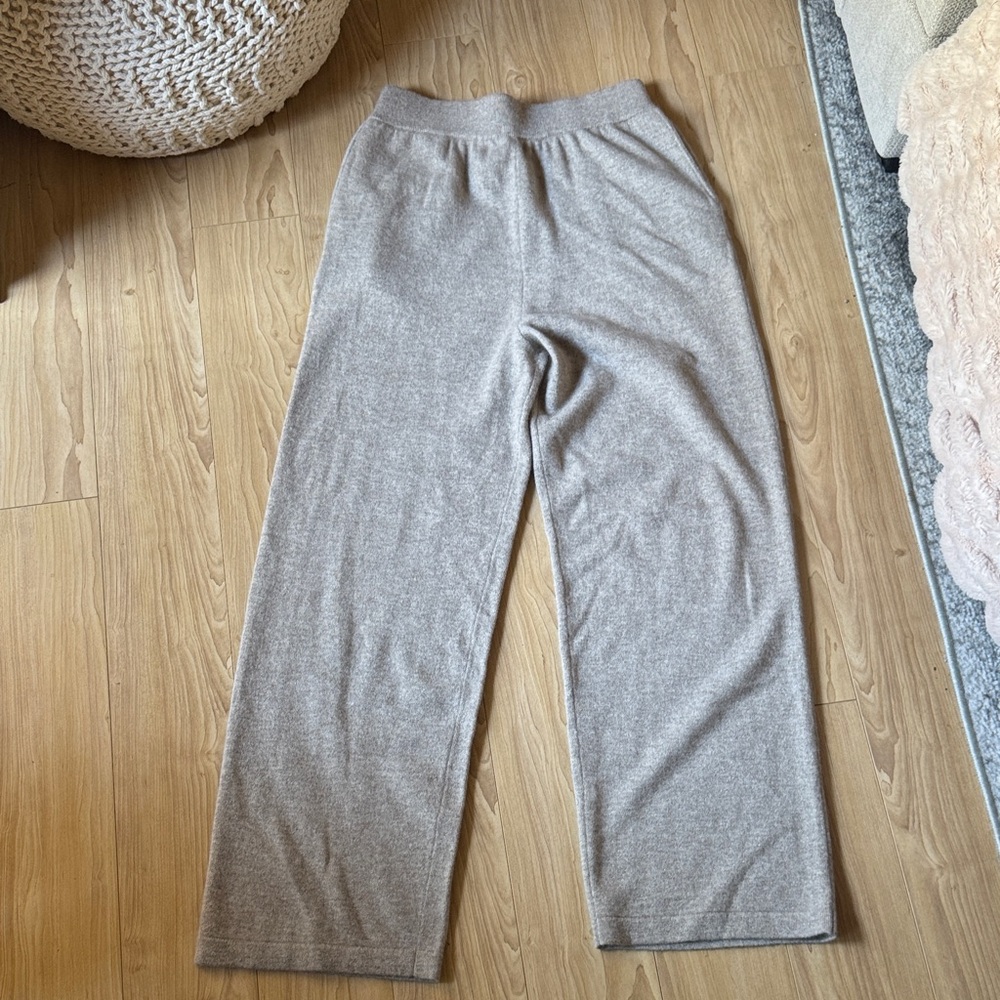 Women's Knit Pants